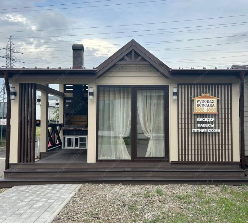 Закрытая беседка Шале М с барбекю
